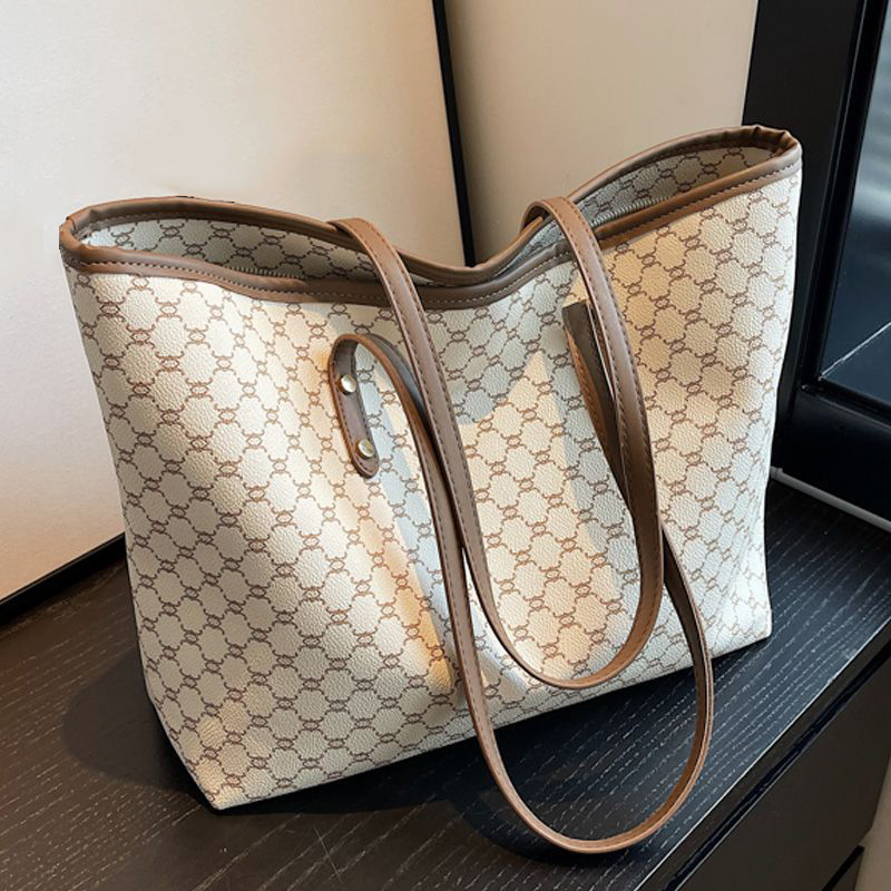 Tas bahu wanita kapasitas besa - Women Bags Dior ulasan dan harga